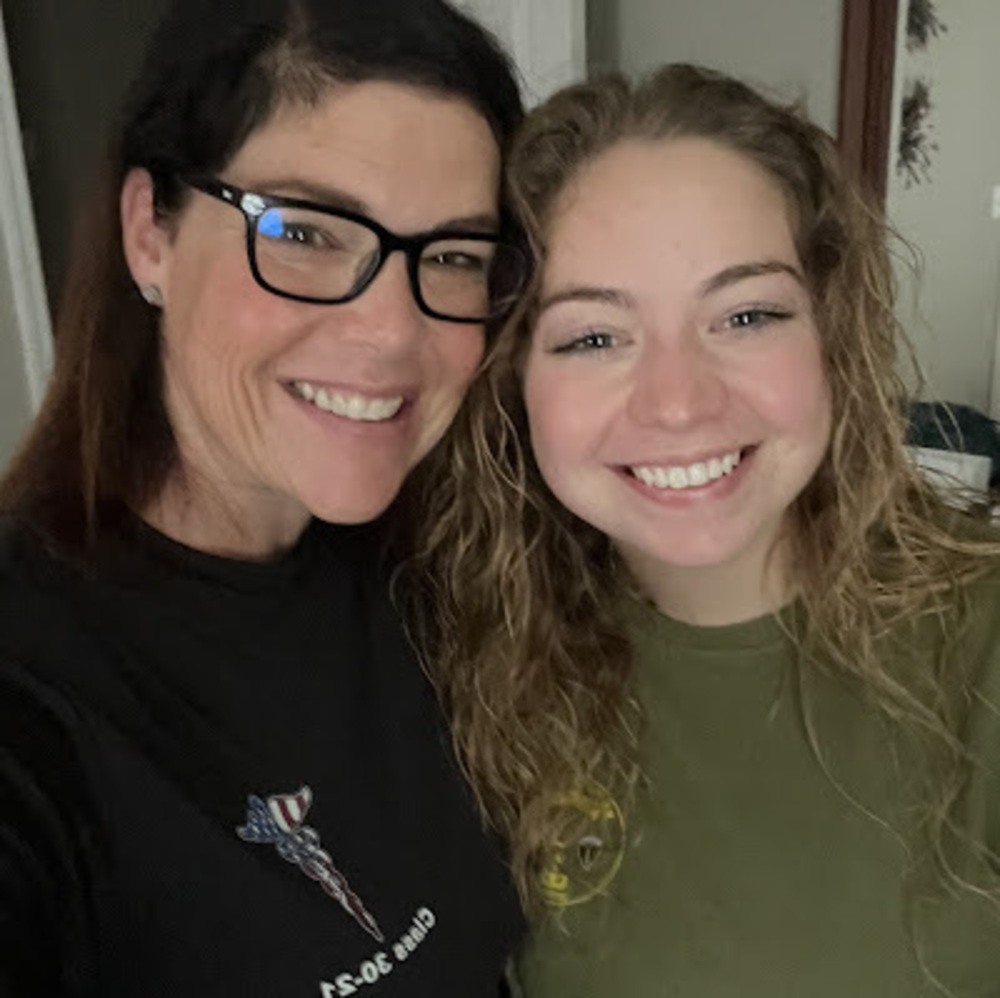 Meet your Posher, April